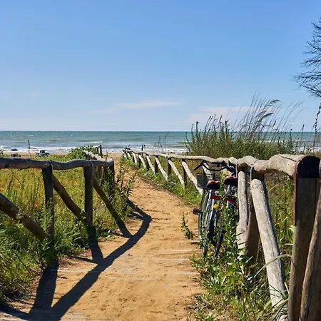 Beachside Retreat For Families With Parking Apartment Bibione
